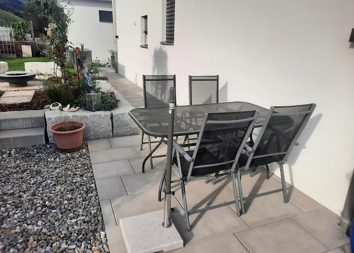 1, Haus Der Begegnung *