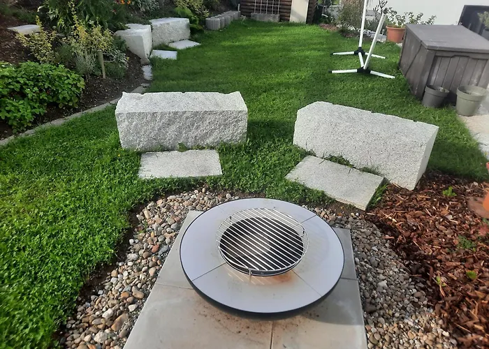 1, Haus Der Begegnung *