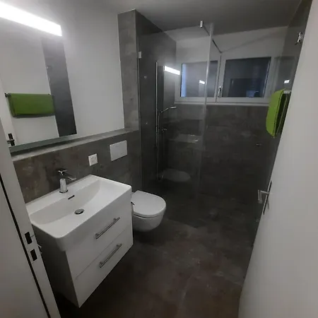 1, Haus Der Begegnung